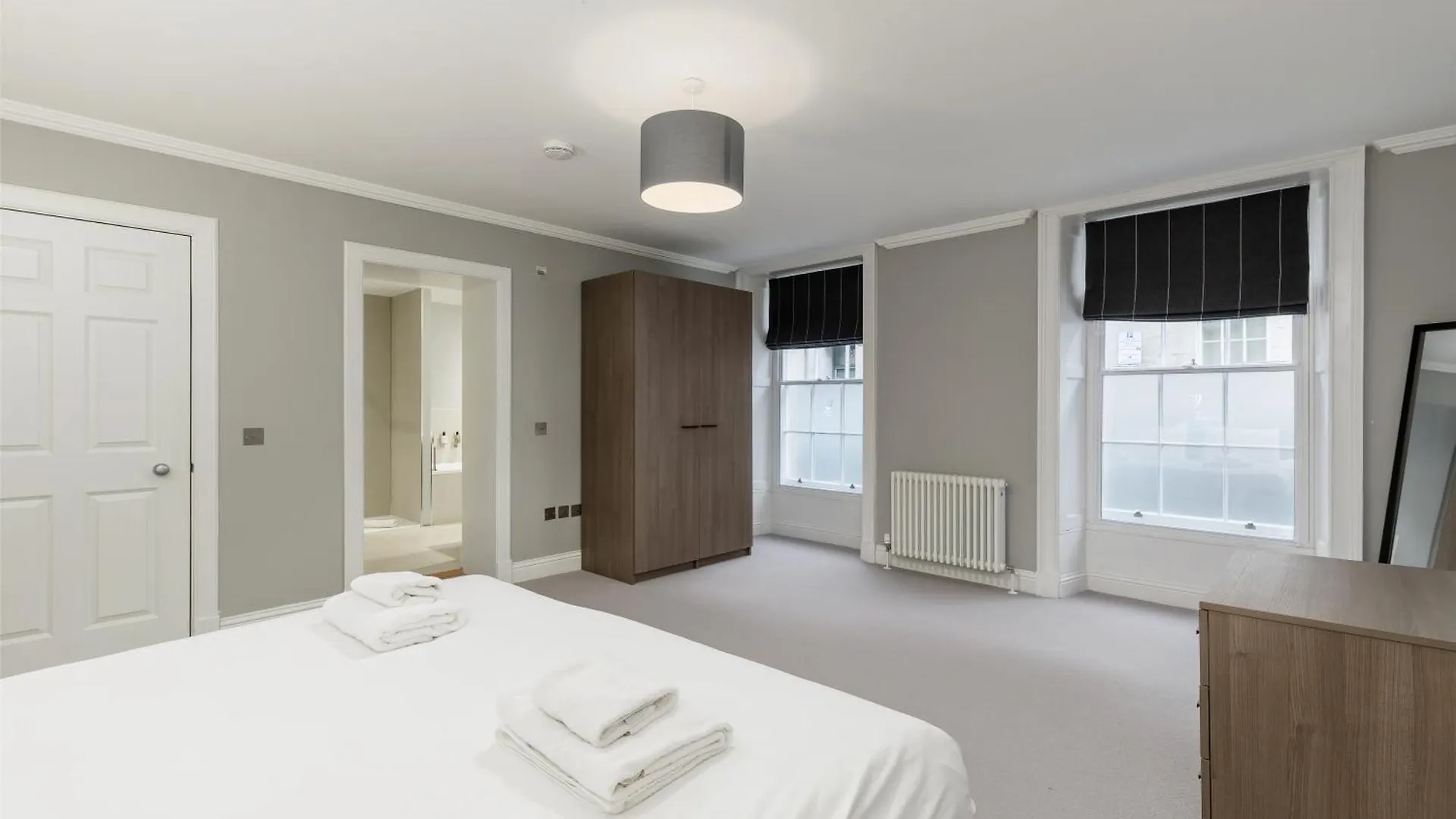 Destiny Scotland - Hill Street Apartments Edimburgo