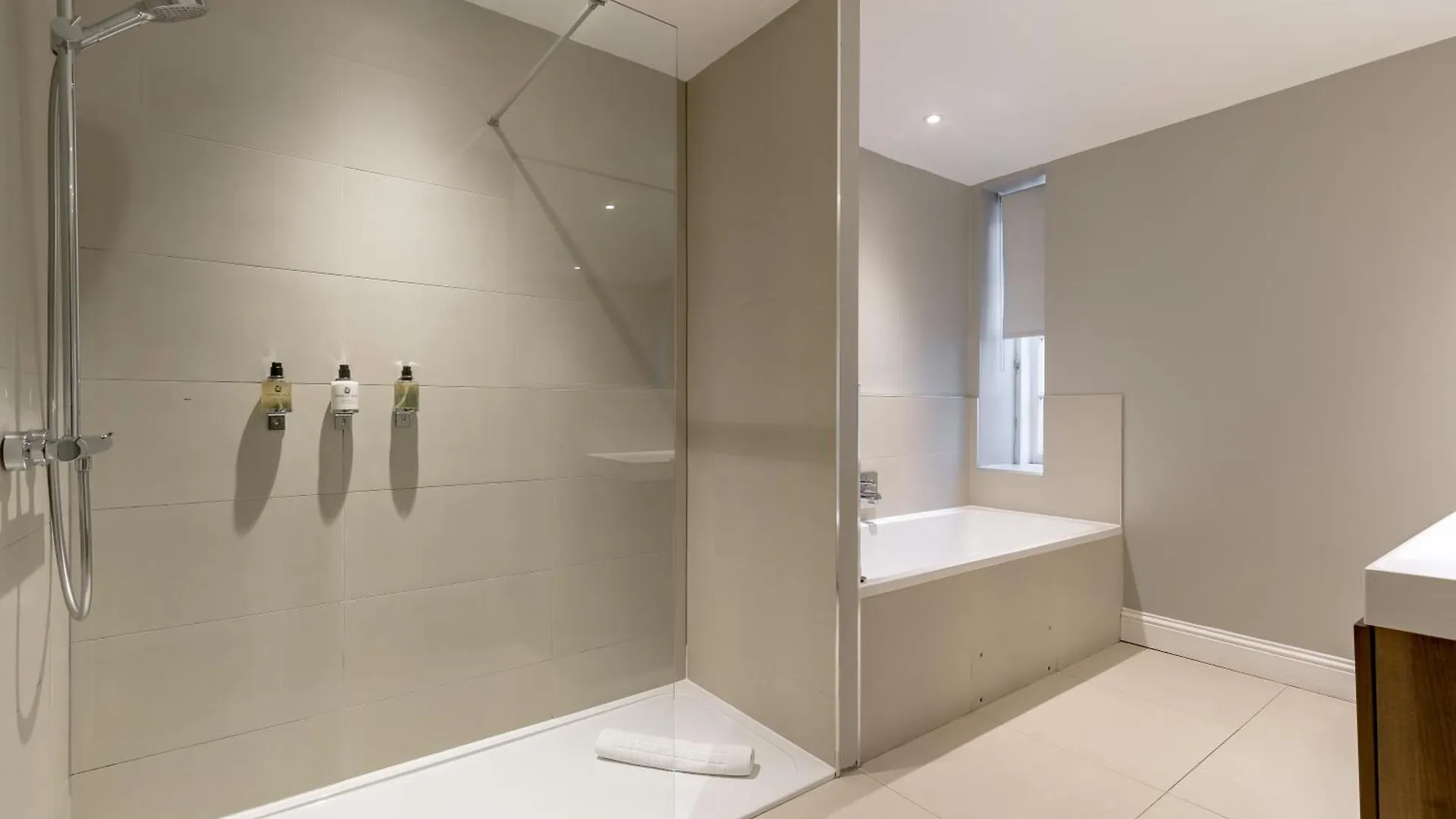 Destiny Scotland - Hill Street Apartments Edimburgo
