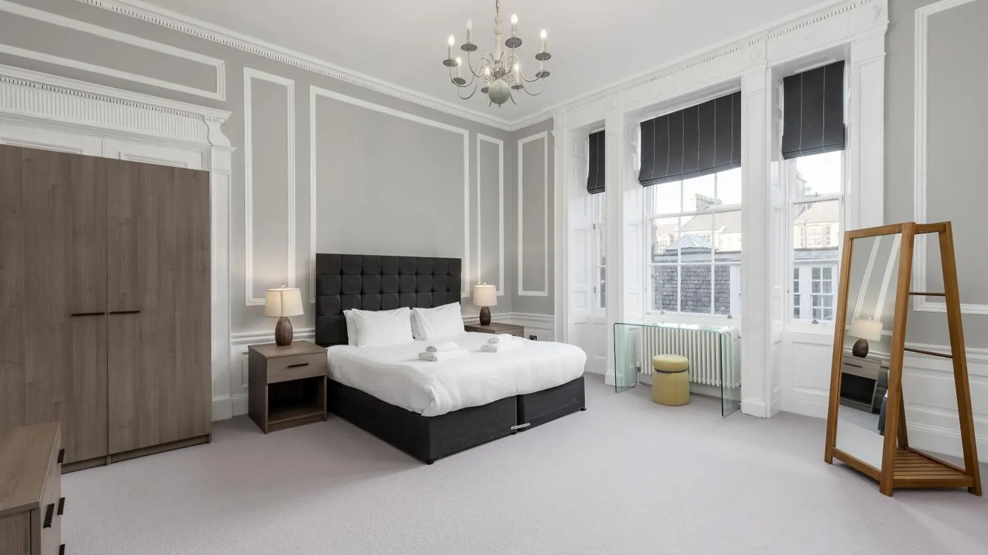 Destiny Scotland - Hill Street Apartments Edinburgh