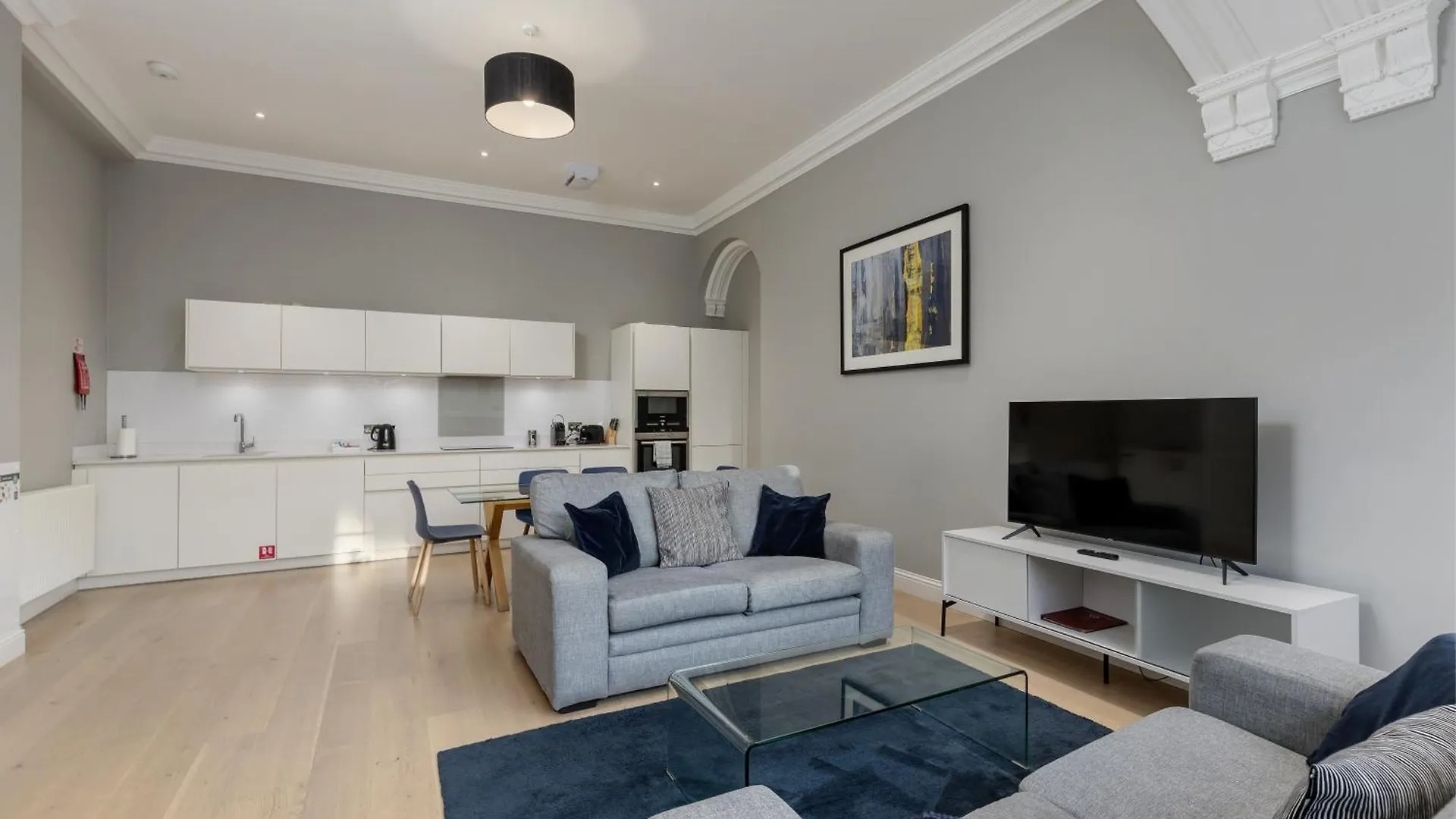 Destiny Scotland - Hill Street Apartments EDI 0*,  Storbritannien